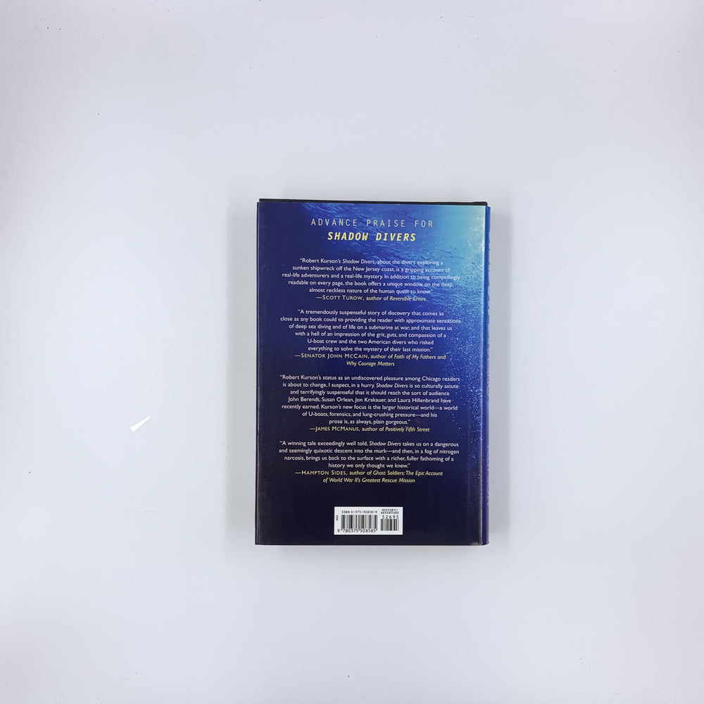 Plongeurs de l'ombre : L'incroyable aventure de deux Américains qui ont risqué tout pour résoudre l'un des derniers mystères de la Seconde Guerre mondiale - Robert Kurson