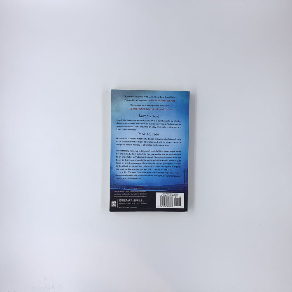 A Rip Through Time - Kelley Armstrong