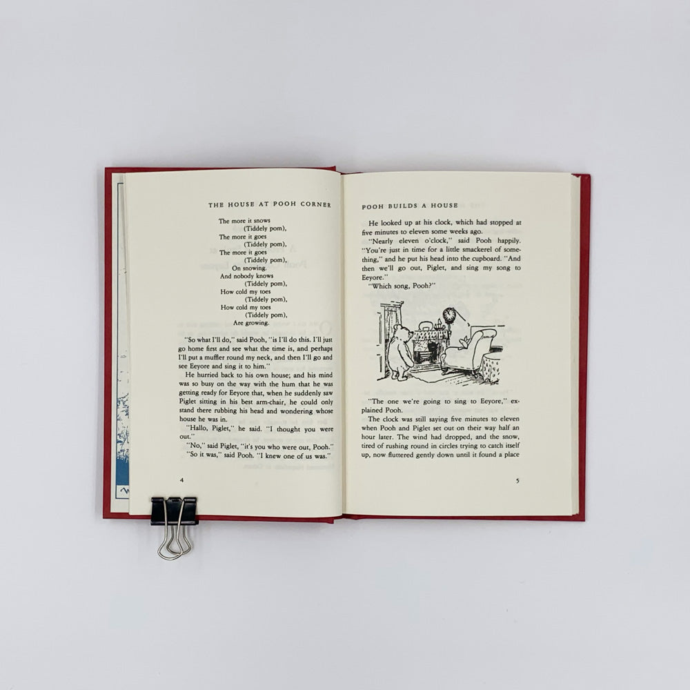 The House at Pooh Corner: Classic Gift Edition - A.A. Milne