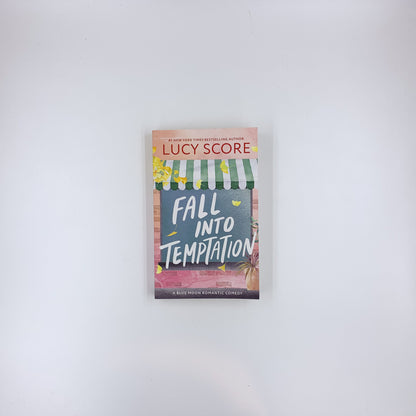 Fall into Temptation - Lucy Score