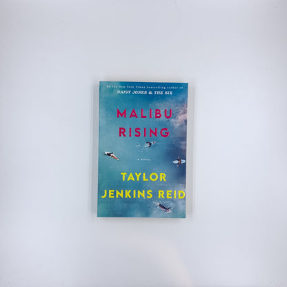 Malibu Rising - Taylor Jenkins Reid