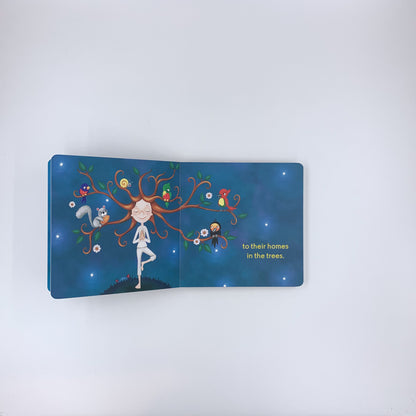 Good Night Yoga: A Pose-by-Pose Bedtime Story - Mariam Gates & Sarah Jane Hinder