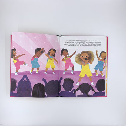 (Little People, BIG DREAMS) Beyoncé - Maria Isabel Sanchez Vegara & Jade Orlando