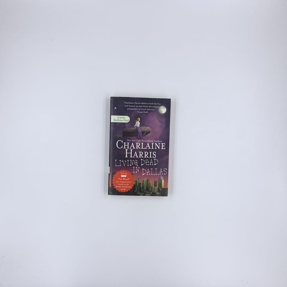 (Sookie Stackhouse #2) Living Dead in Dallas - Charlaine Harris