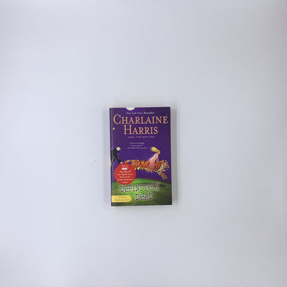 Sookie Stackhouse #6) Definitely Dead - Charlaine Harris