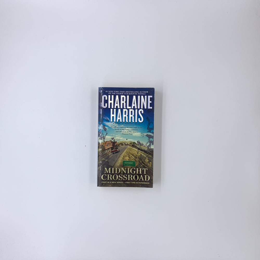 (Midnight, Texas #1) Midnight Crossroad - Charlaine Harris