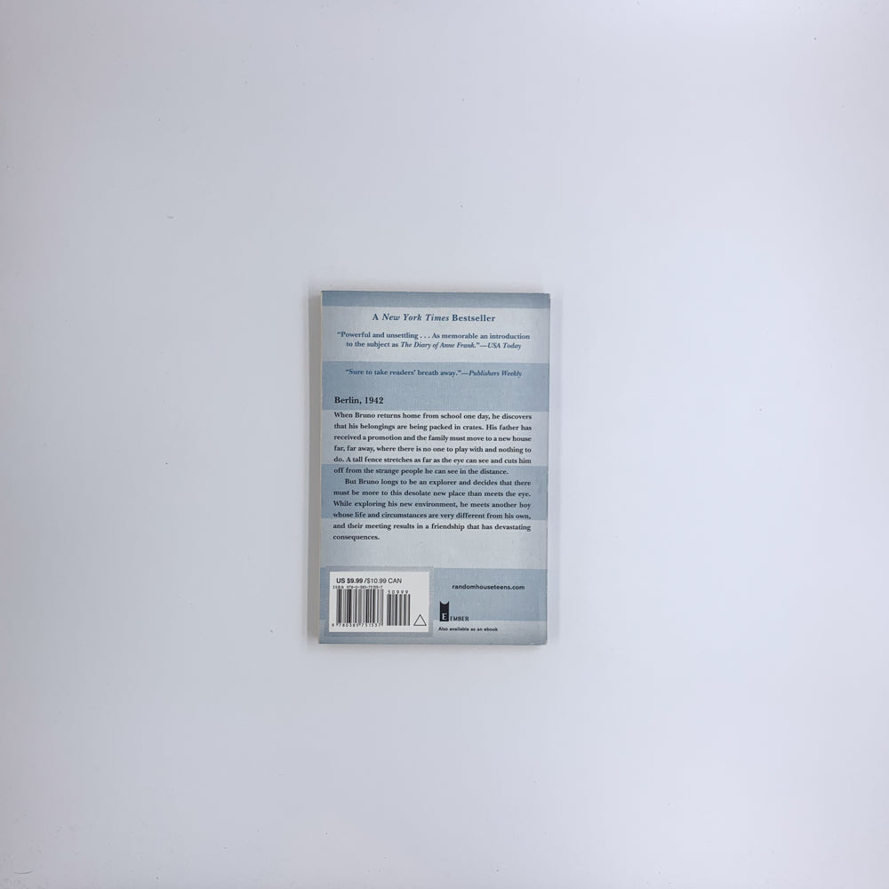(The Boy in the Striped Pyjamas #1) The Boy in the Striped Pajamas - John Boyn