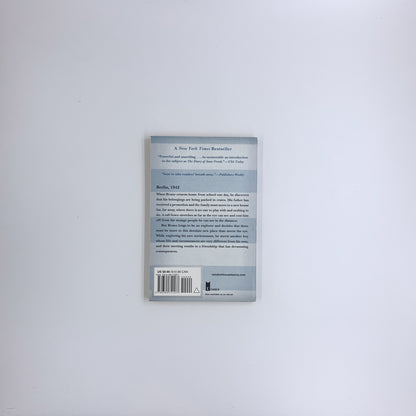 (The Boy in the Striped Pyjamas #1) The Boy in the Striped Pajamas - John Boyn
