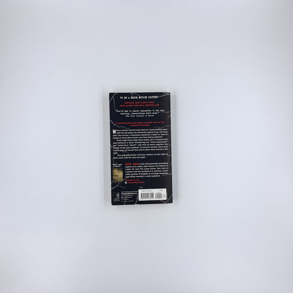 In a Dark, Dark Wood - Ruth Ware (Mass Market Paperback)