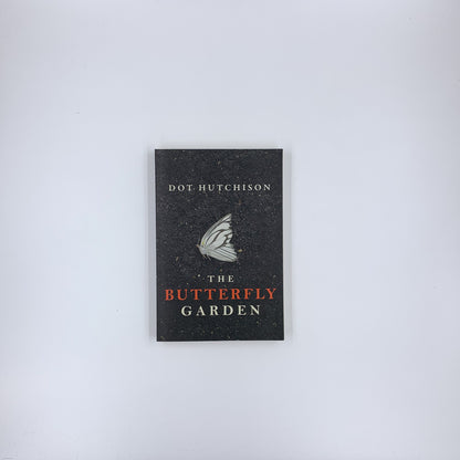 (The Collector #1) The Butterfly Garden - Dot Hutchison