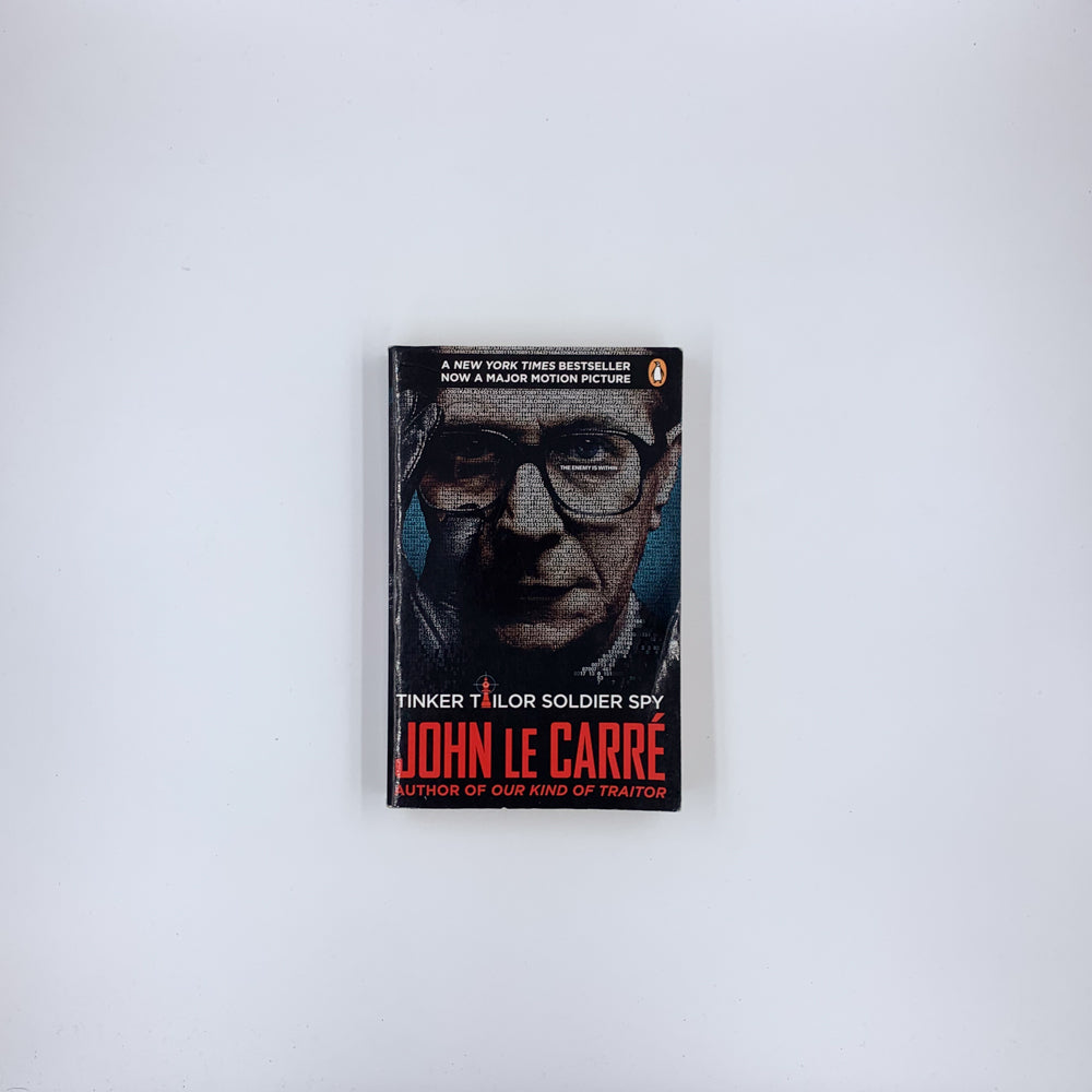(George Smiley #5) Tinker Tailor Soldier Spy - John le Carré