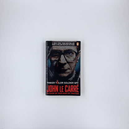 (George Smiley #5) Tinker Tailor Soldier Spy - John le Carré