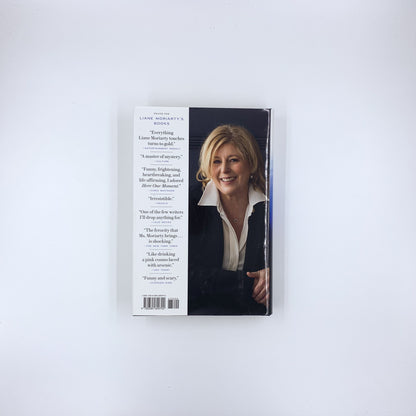 Here One Moment - Liane Moriarty