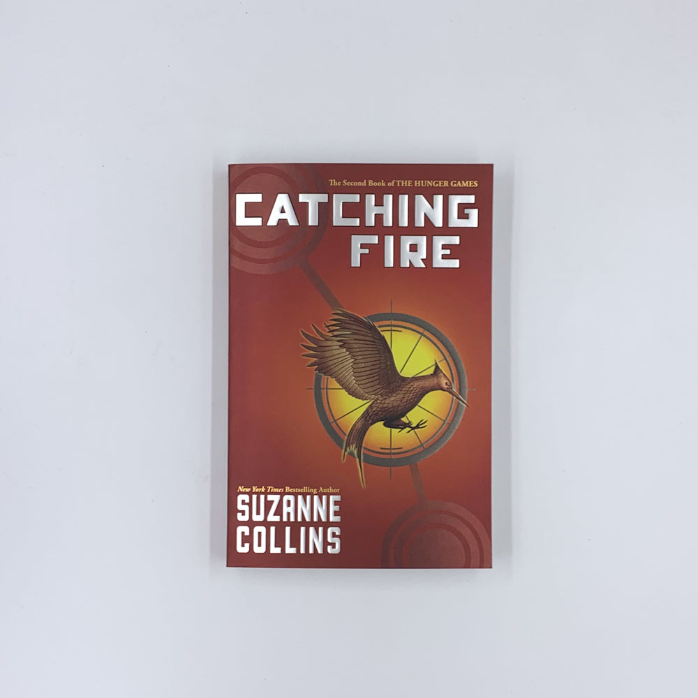 (The Hunger Games #2) Catching Fire - Suzanne Collins