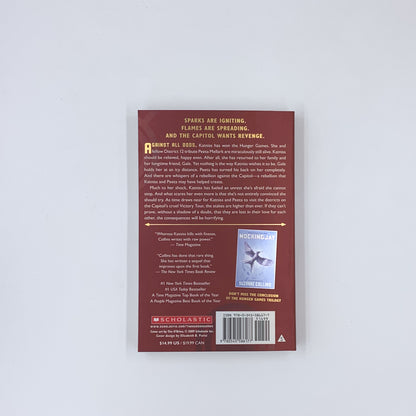 (The Hunger Games #2) Catching Fire - Suzanne Collins