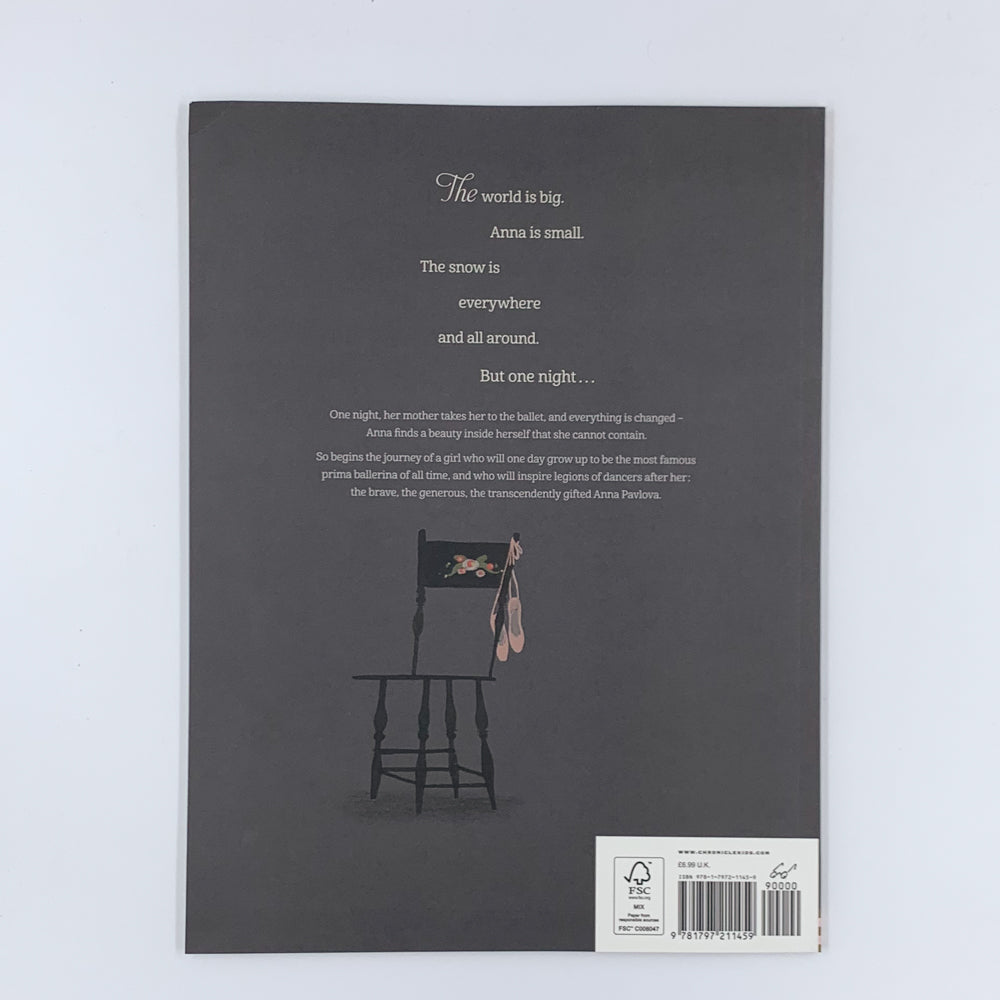 Swan: The Life and Dance of Anna Pavlova - Laurel Snyder