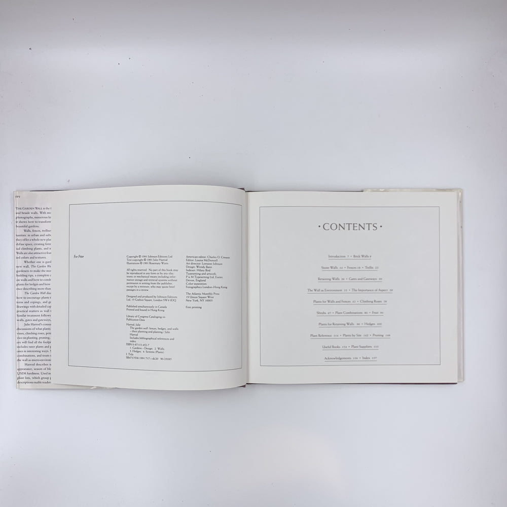 The Garden Wall: Fences, Hedges, and Walls : Their Planning and Planting - Julie Harrod