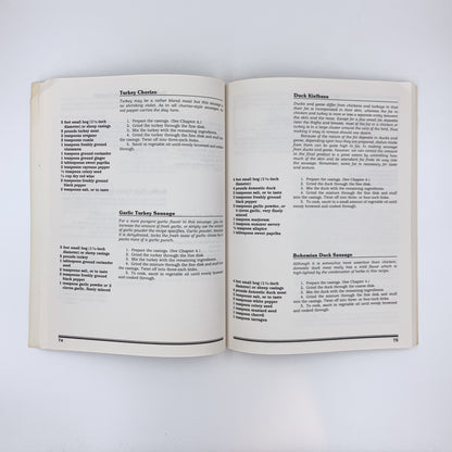 Home Sausage Making: Healthy Low-Salt, Low-Fat Recipes - Charles G. Reavis