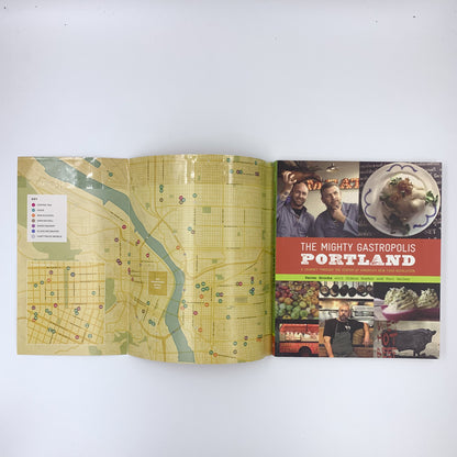 The Mighty Gastropolis: Portland: A Journey Through the Center of America's New Food Revolution - Karen Brooks ,  Teri Gelber  (With)