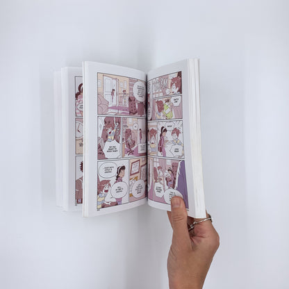 Awkward - Svetlana Chmakova