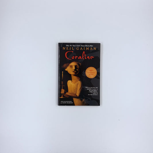 Coraline - Neil Gaiman ,  Dave McKean  (Illustrator )