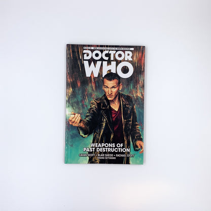 Doctor Who: The Ninth Doctor, Vol. 1: Weapons of Past Destruction - Cavan Scott  (Writer) ,  Blair Shedd  (Artist / Colorist) ,  Rachel Stott  (Artist)