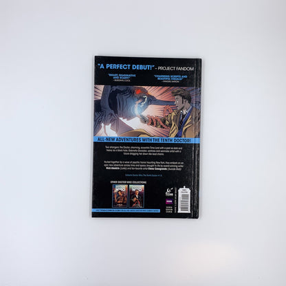 Doctor Who: Revolutions of Terror - Nick Abadzis ,  Elena Casagrande  (Illustrator) ,  Arianna Florean  (Illustrator)