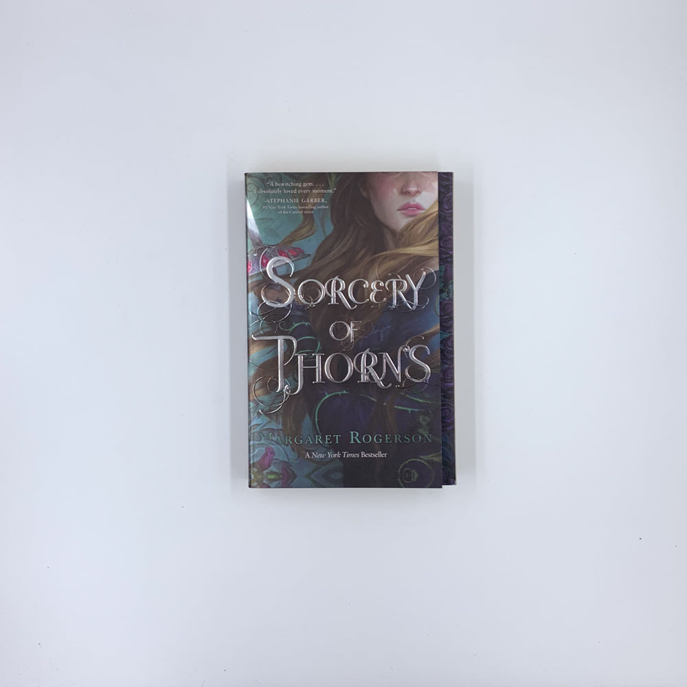 Sorcery of Thorns - Margaret Rogerson