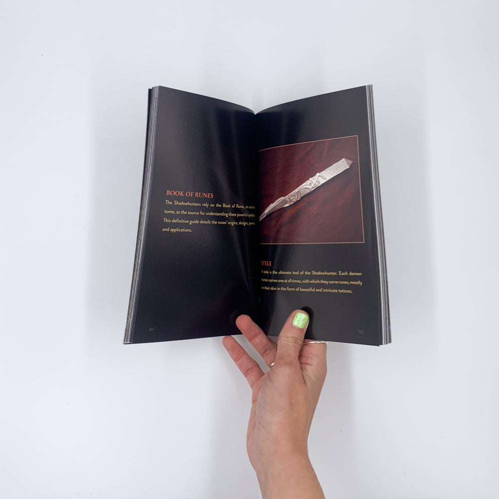 Shadowhunter's Guide: City of Bones - Mimi O'Connor