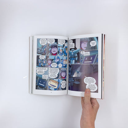 (Amulet #8) Supernova - Kazu Kibuishi