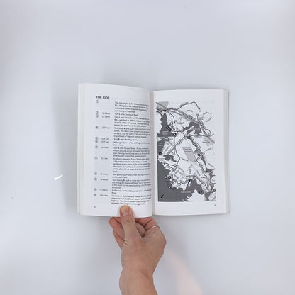 Bike Victoria: Your guide to over 40 rides in and around Victoria and beyond - John Crouch