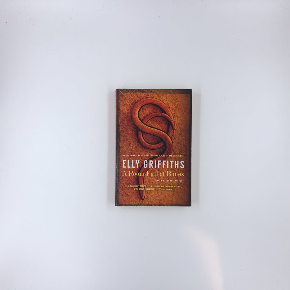 (Ruth Galloway #4) A Room Full of Bones - Elly Griffiths (McClelland & Stewart edition)