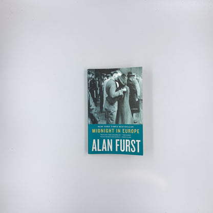 Midnight in Europe - Alan Furst (paperback)