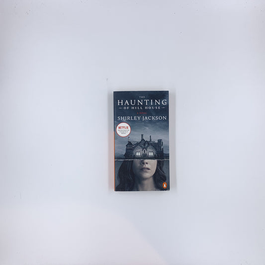 The Haunting of Hill House - Shirley Jackson (mass market edition)