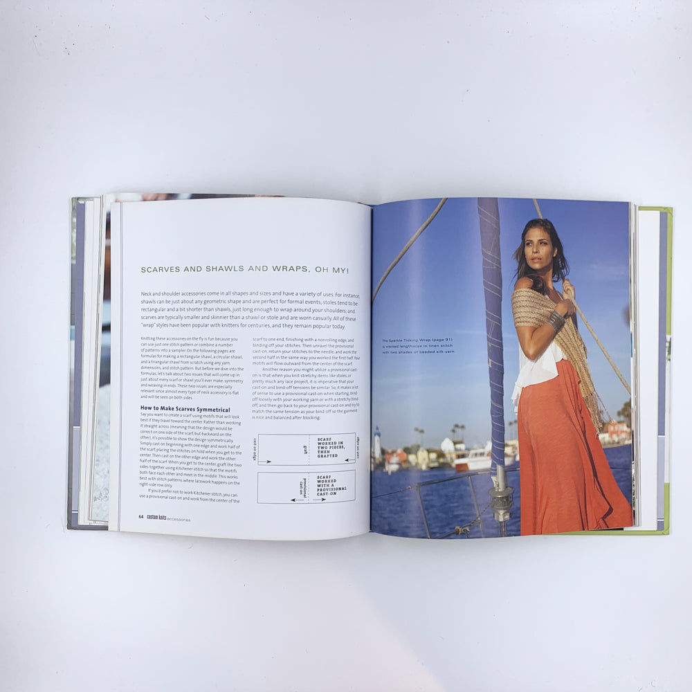 Custom Knits Accessories: Unleash Your Inner Designer with Improvisational Techniques for Hats, Scarves, Gloves, Socks, and More - Wendy Bernard