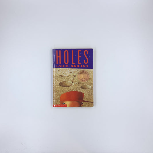 Holes - Louis Sachar