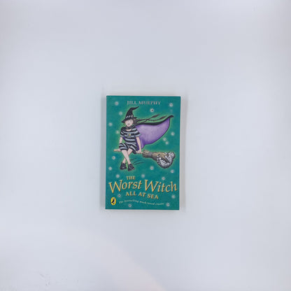 (The Worst Witch #4) The Worst Witch All at Sea - Jill Murphy
