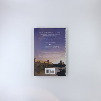 The Glass Wall: Lives on the Baltic Frontier - Max Egremont