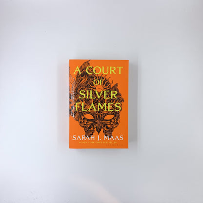 (A Court of Thorns and Roses #5) A Court of Silver Flames - Sarah J. Maas