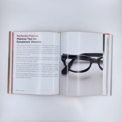 Bobbi Brown Living Beauty - Bobbi Brown